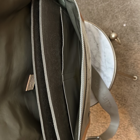 Louis Vuitton Large Messager Sable - Picture 8 of 15